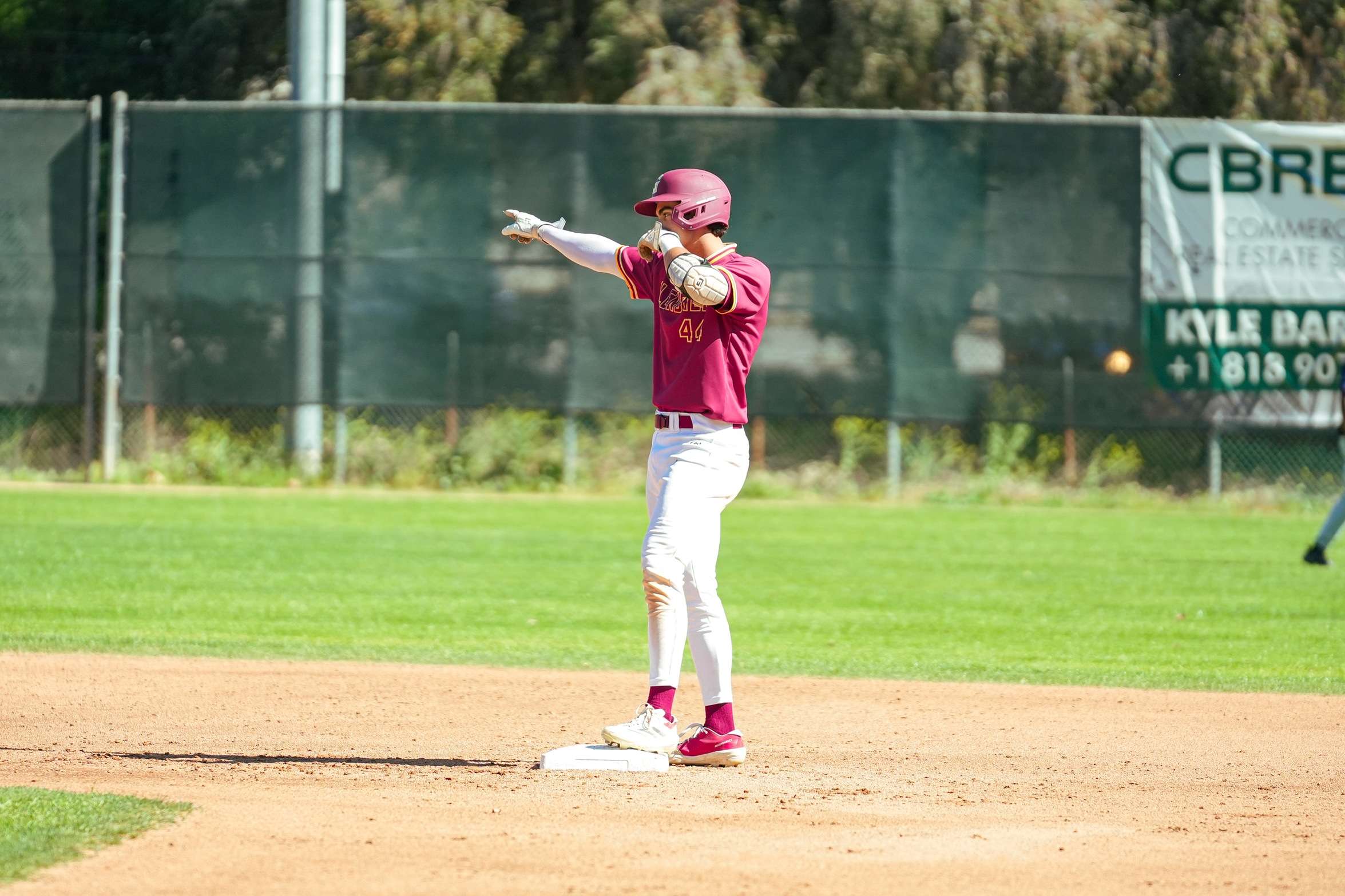 Glendale Defeats Bakersfield 14&ndash;13 in Wild Comeback Victory