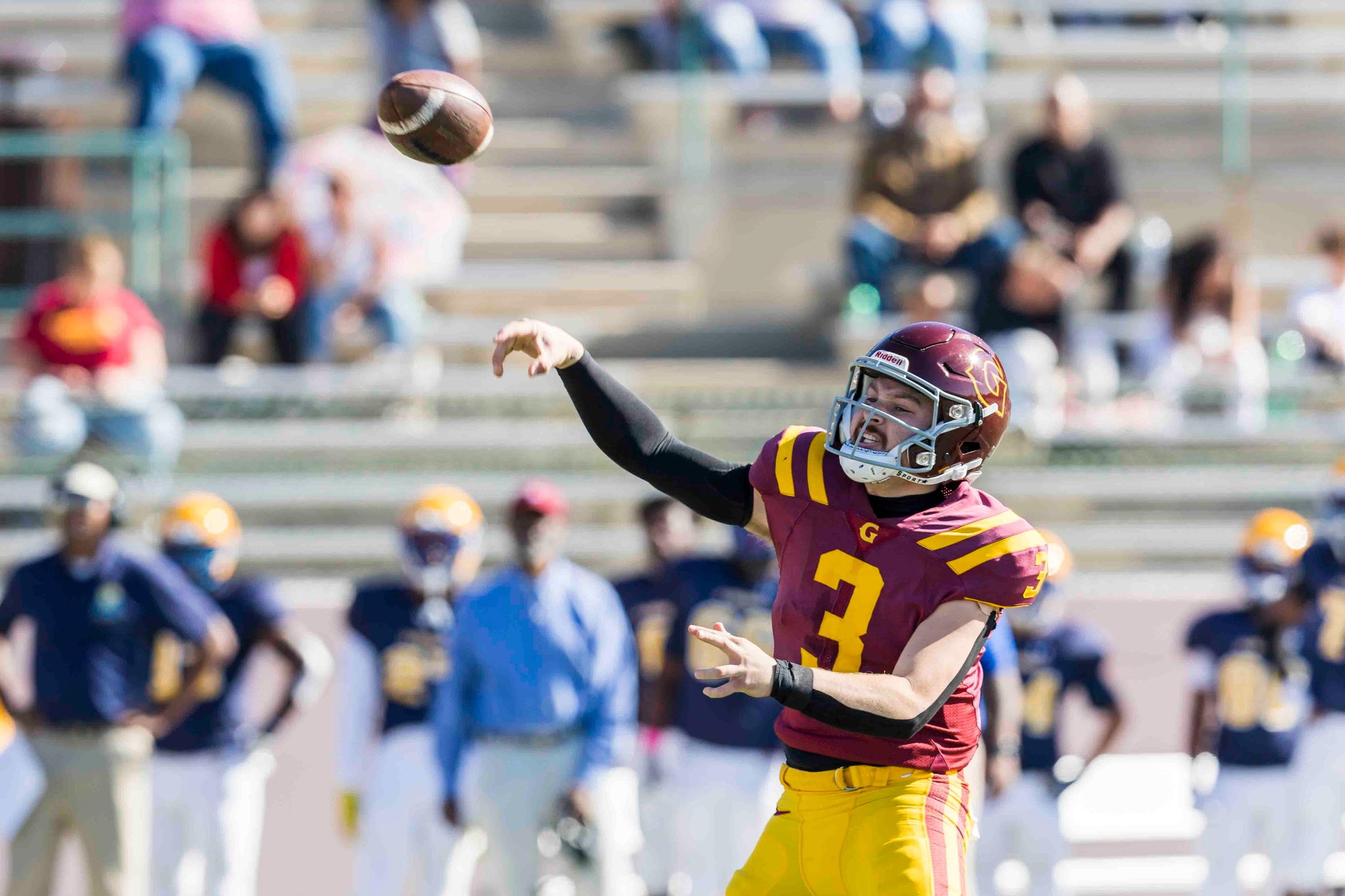 Glendale beat L.A Southwest College 35-6; QB Nick Garcia sets school record for touchdowns and surpasses 4,000 yards in passing yardage