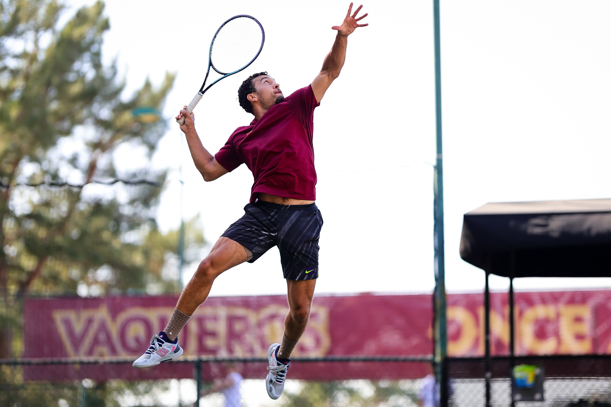 GCC Men's Tennis Team advances to the Southern California Regional Semifinals with a 5-1 win over San Diego City College April 8