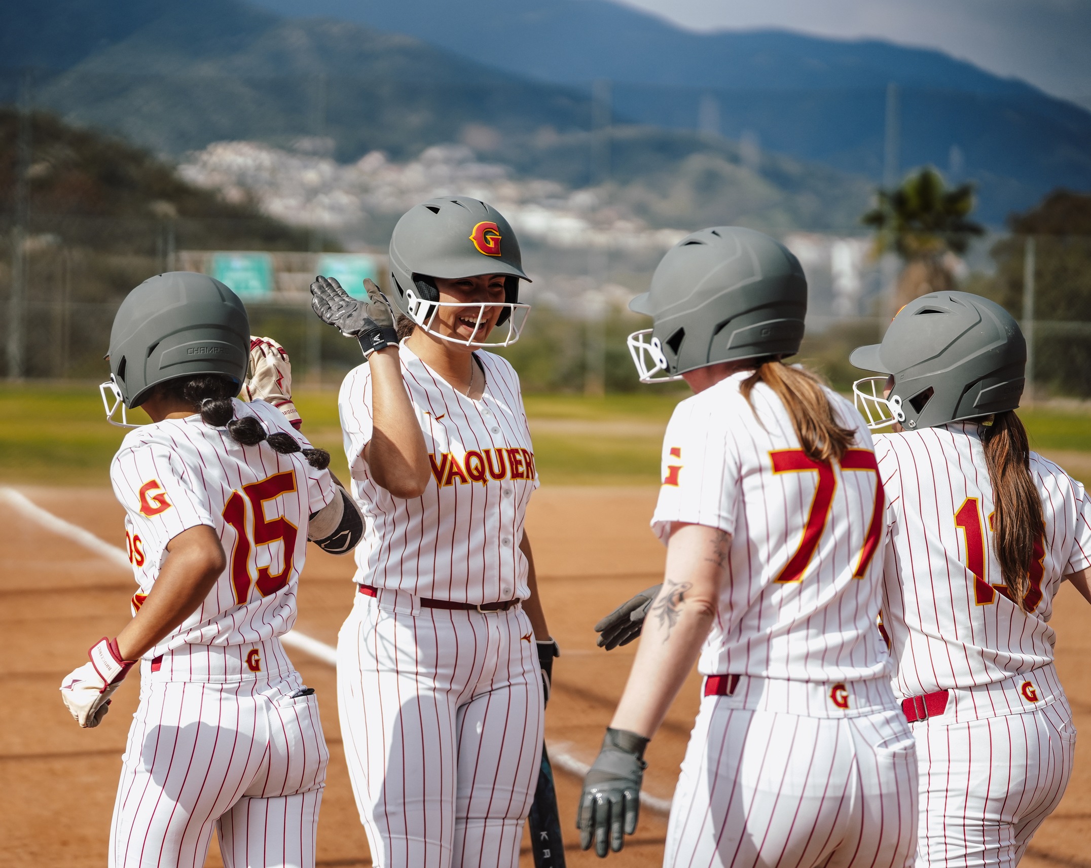 Vaqueros Unleash 11-Run Inning to Roll Past Coalinga, 14&ndash;4