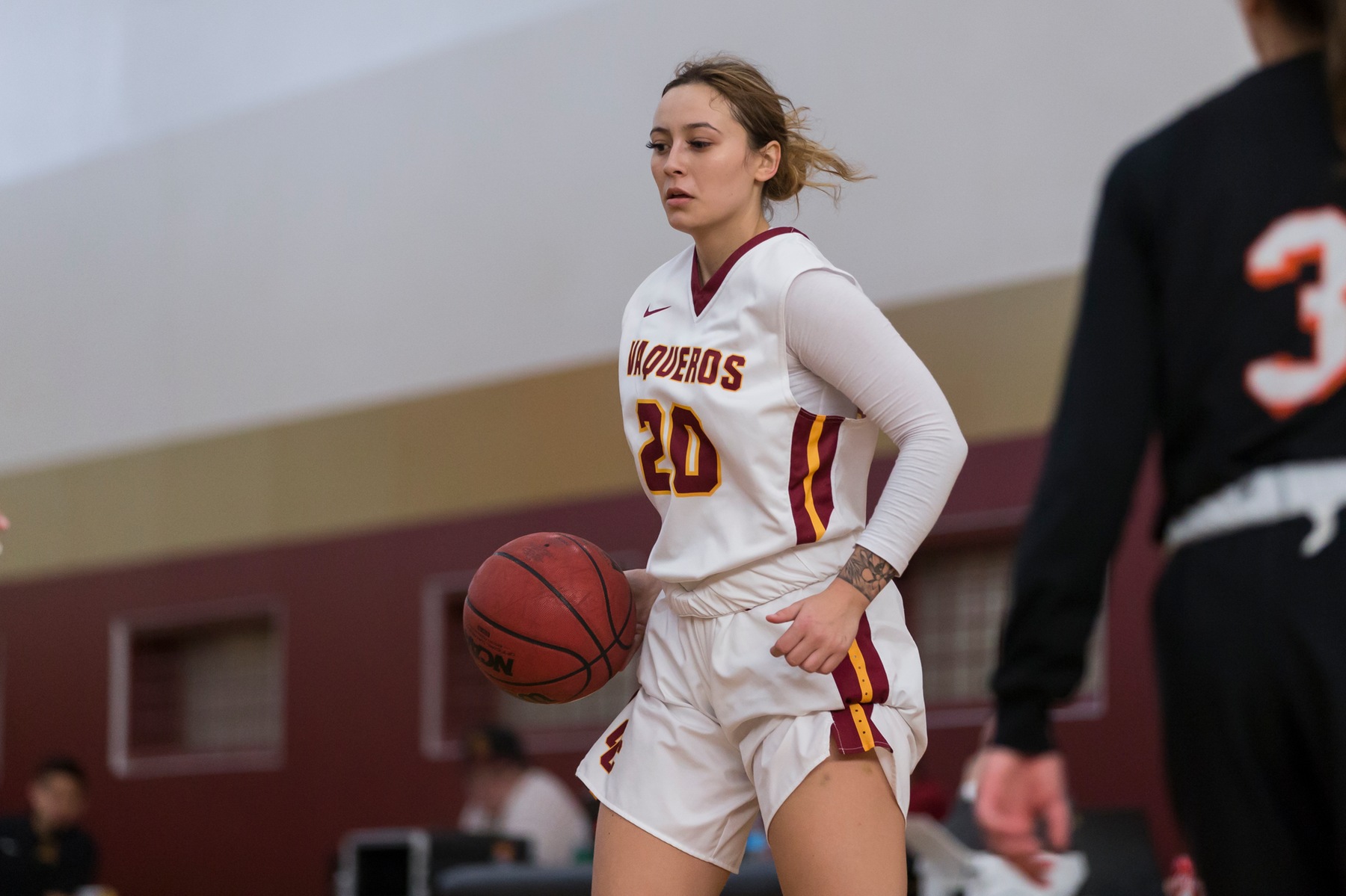 Glendale wins 21st straight game 78-55, gets closer to back to back WSC South Titles