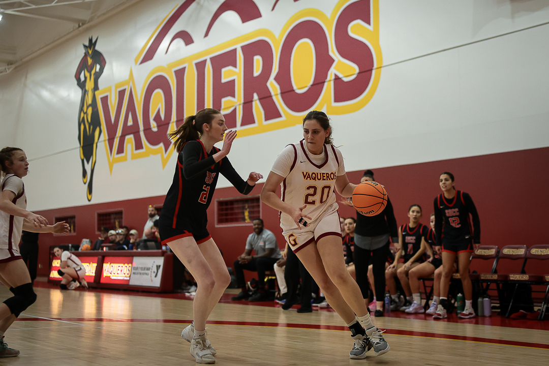 GCC Women's Basketball splits pair of games In Orange Coast College Crossover Dec. 1-2
