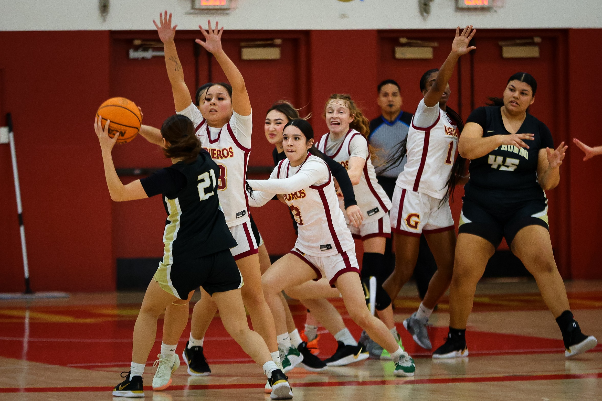 GCC Women's Basketball beats Rio Hondo and Irvine Valley in Holiday Crossover event Dec. 20-21; has won three straight games and is now 8-3 this season